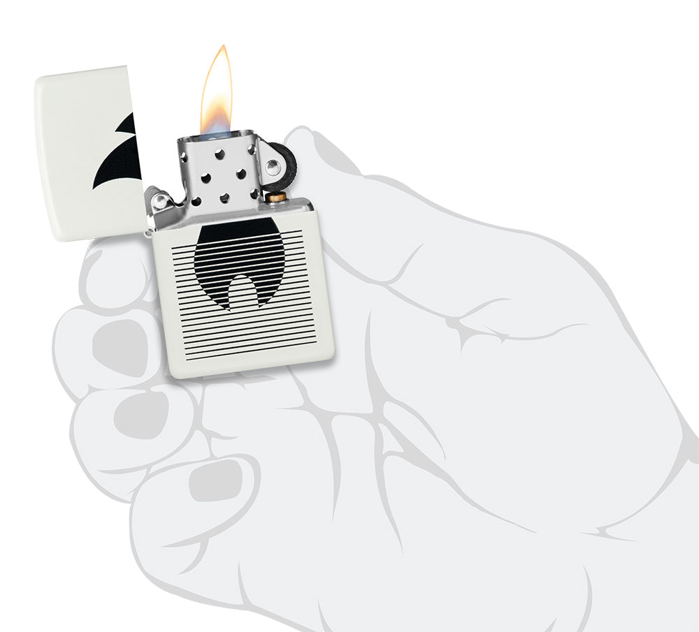 46485 - Zippo Lined Flame